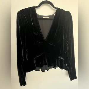 DOEN Elegant Deep V Puffed Sleeve Blouse